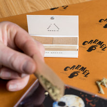 Load image into Gallery viewer, Unbleached Rolling Papers
